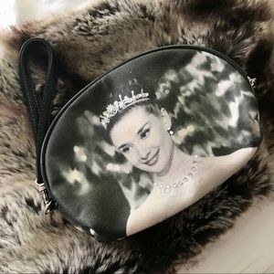 Super cute Audrey Hepburn makeup bag!